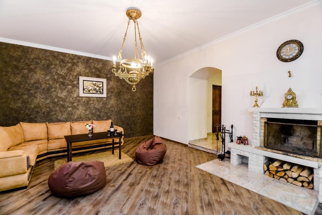 Comfortable House On Marjanishvili Tiflis Exterior foto