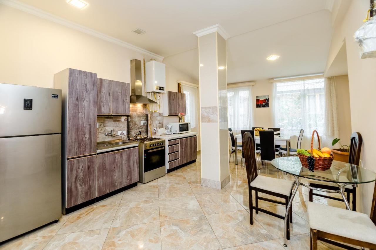 Comfortable House On Marjanishvili Tiflis Exterior foto