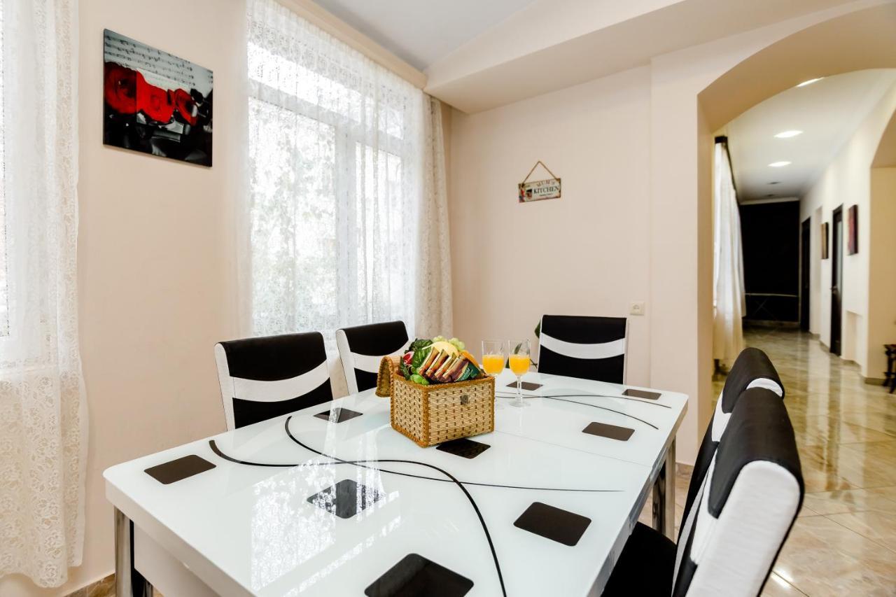 Comfortable House On Marjanishvili Tiflis Exterior foto