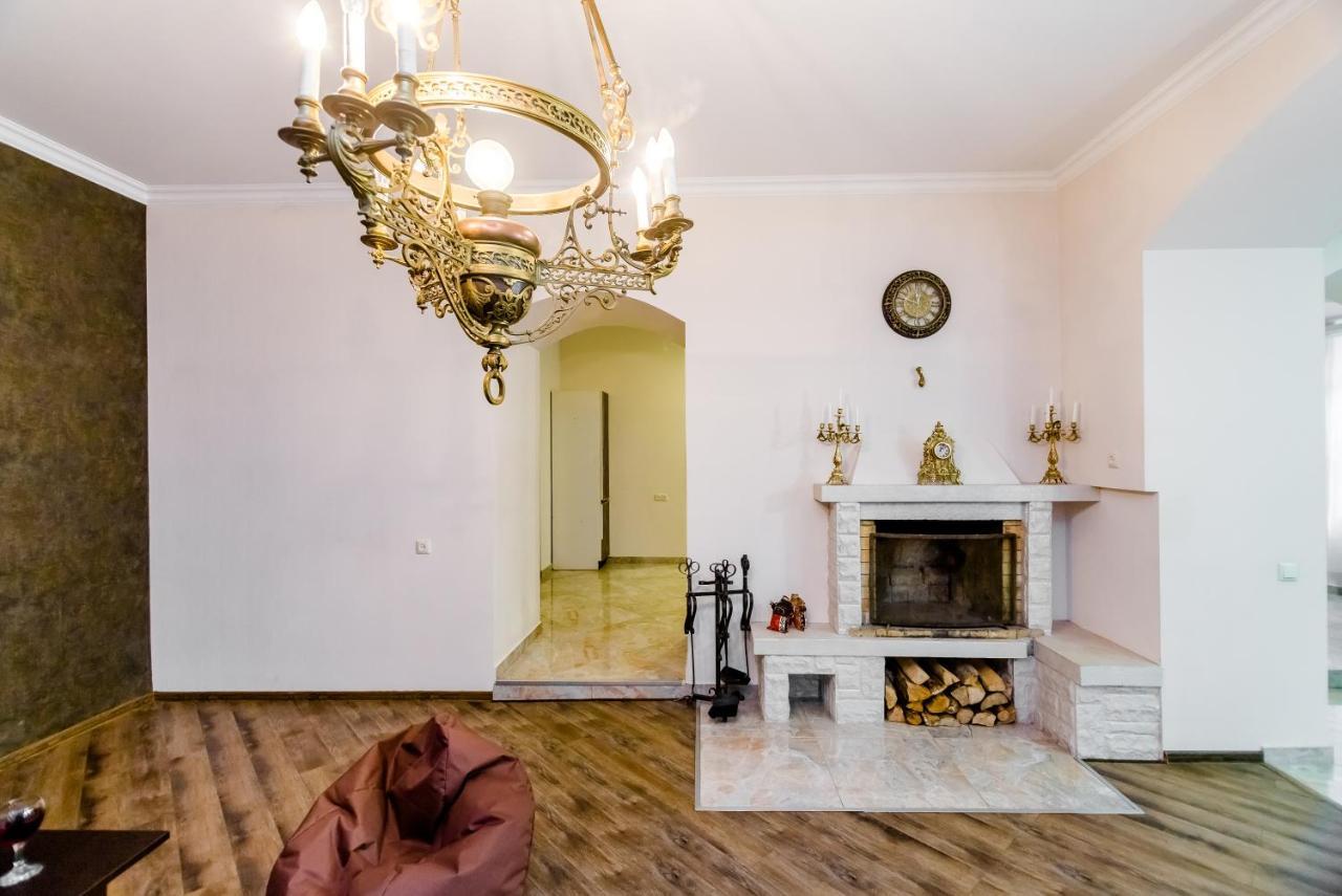 Comfortable House On Marjanishvili Tiflis Exterior foto